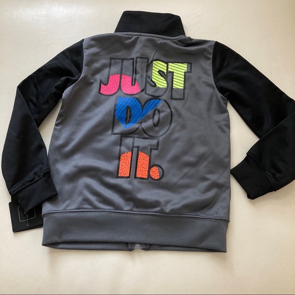 Nike Other - Nike colorful cute active jacket 2187